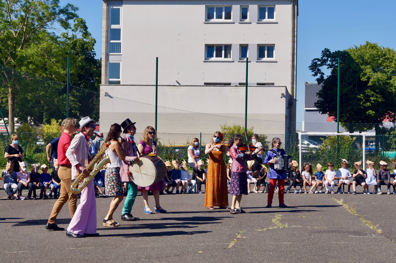 Carnaval école Reine Mathilde - Le Barouf Orkestar